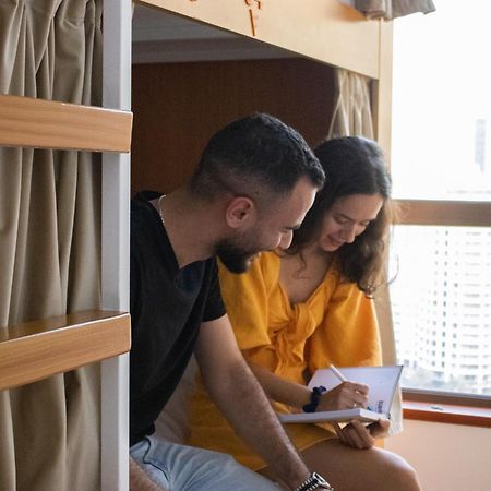 Lunar Hostel 96 Dubai Luaran gambar