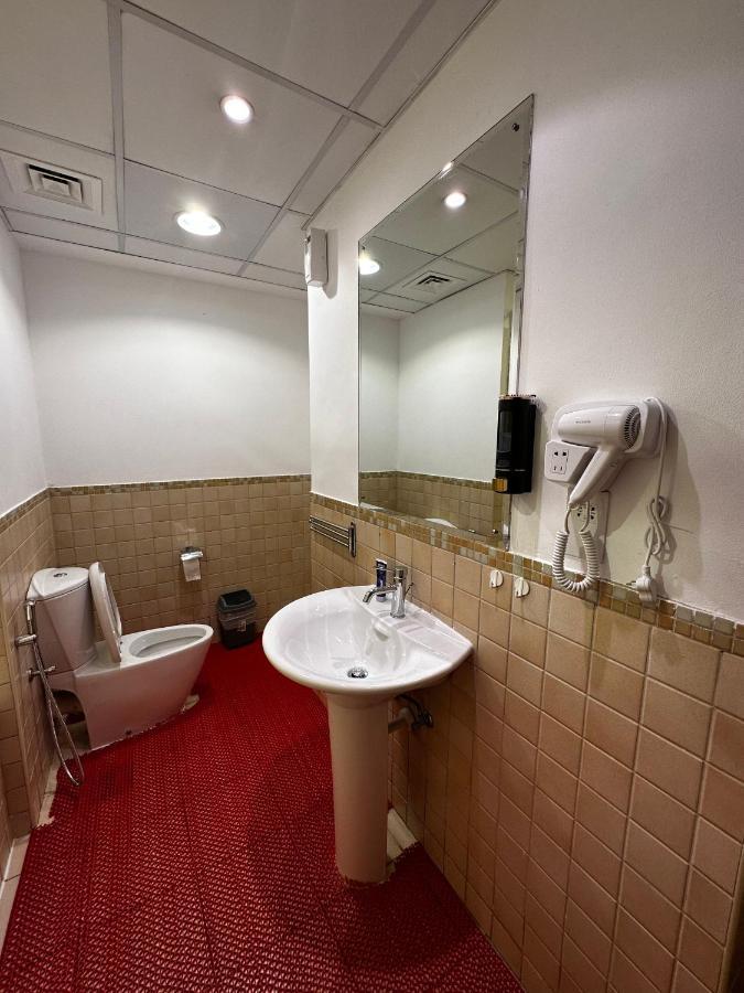 Lunar Hostel 96 Dubai Luaran gambar