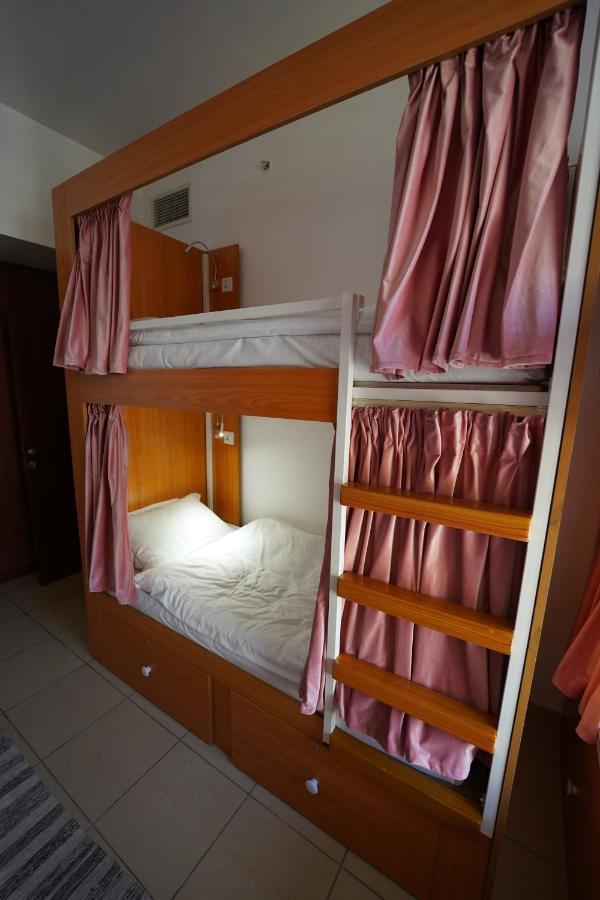 Lunar Hostel 96 Dubai Luaran gambar