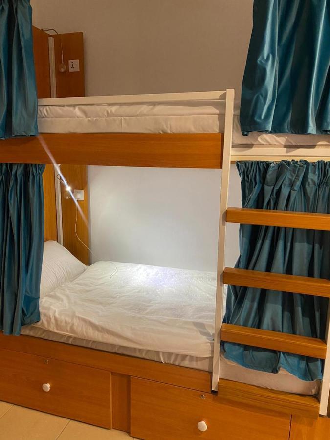 Lunar Hostel 96 Dubai Luaran gambar