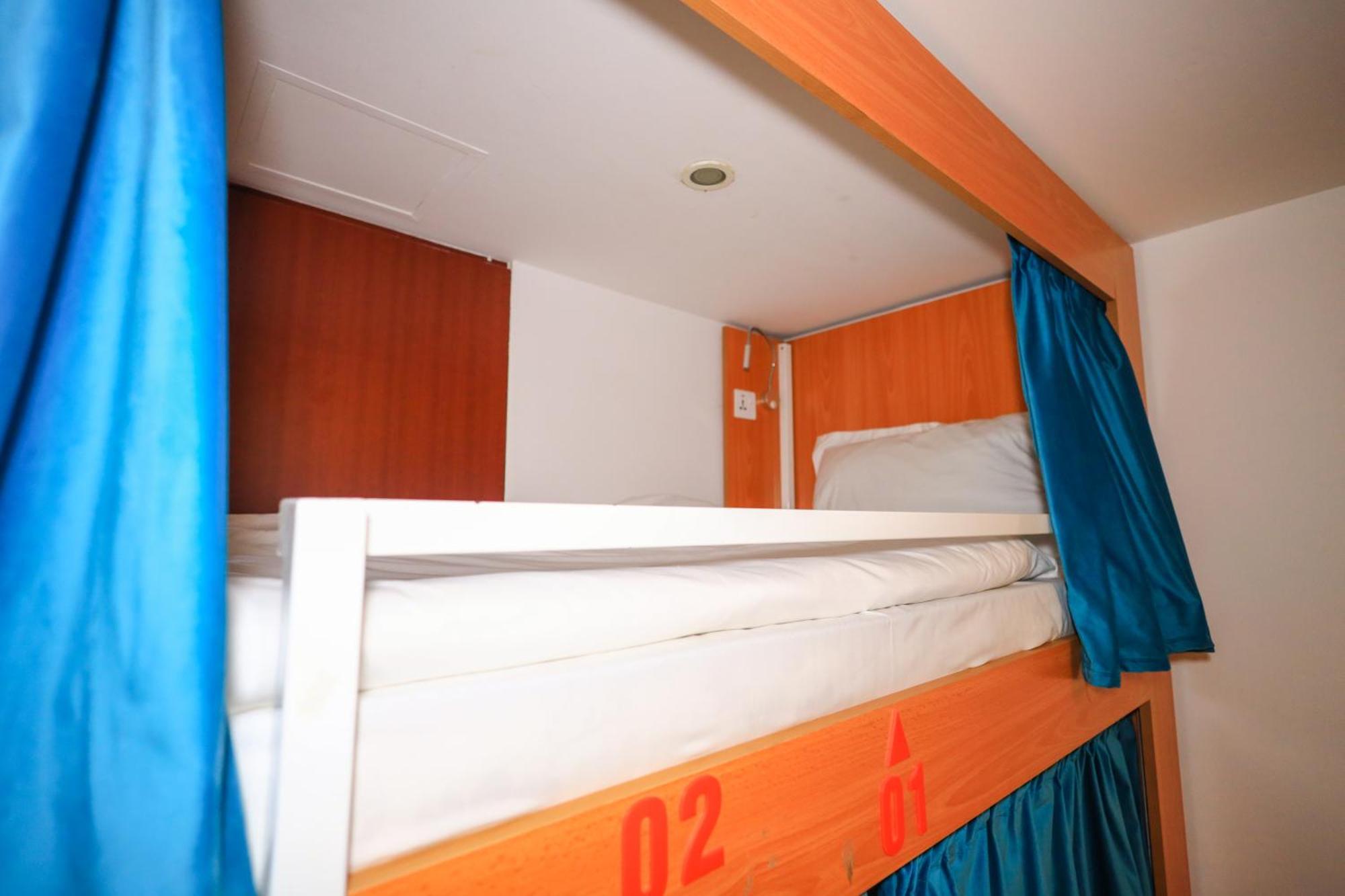 Lunar Hostel 96 Dubai Luaran gambar